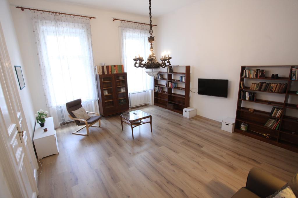 Sissy Apartment Budapesta Exterior foto